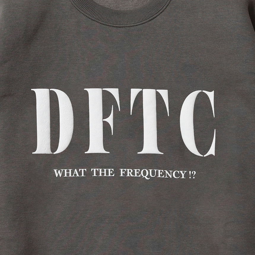 DETC Crewneck Sweat_Dark Gray<注文期間:~11/22まで>